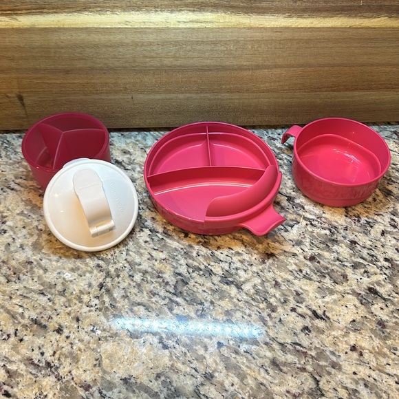 Tupperware Baby Stages Feeding Set - Picture 2 of 2